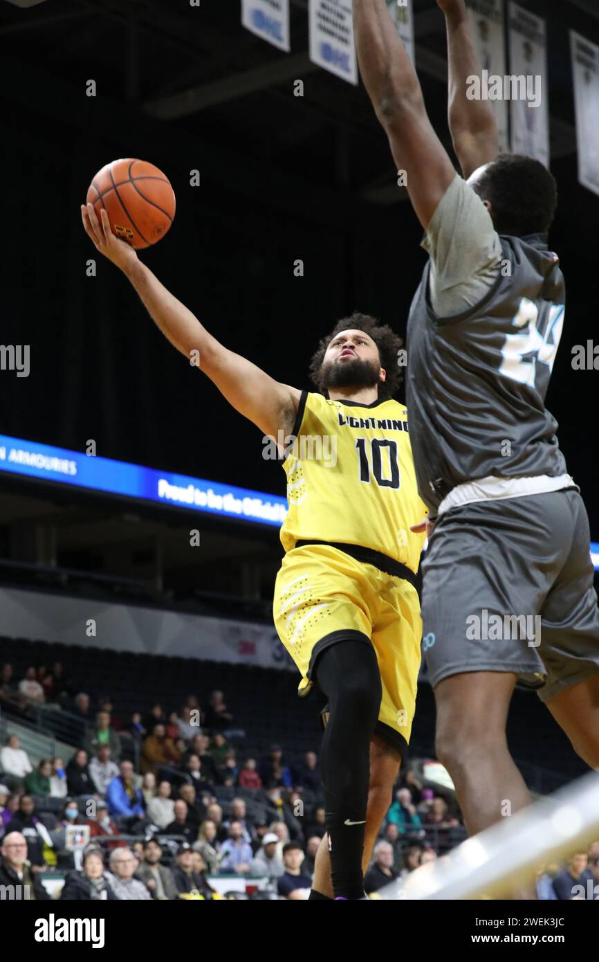 London Ontario Canada, Jan 21 2024. The London Lightning defeat the Rhode Island Kraken on their first visit to Canada. Jermaine Haley Jr(10) of the L Stock Photo