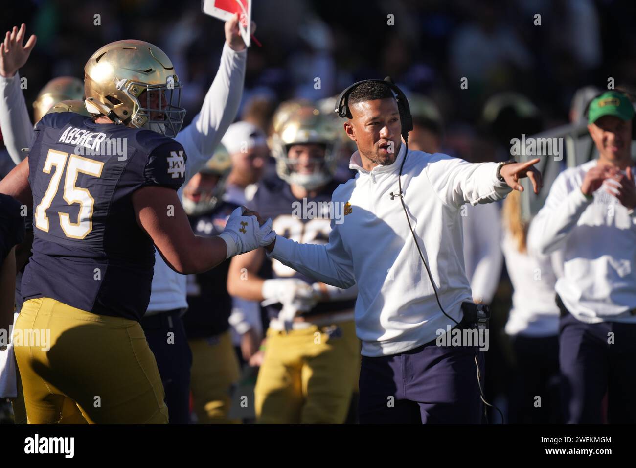 El Paso, United States. 29th Dec, 2023. Notre Dame Fighting Irish head ...