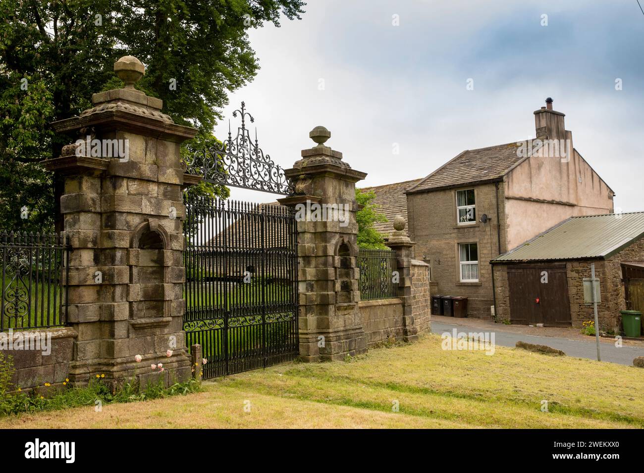 UK, England, Lancashire, Colne, Laneshawbridge, Emmott Hall gates and