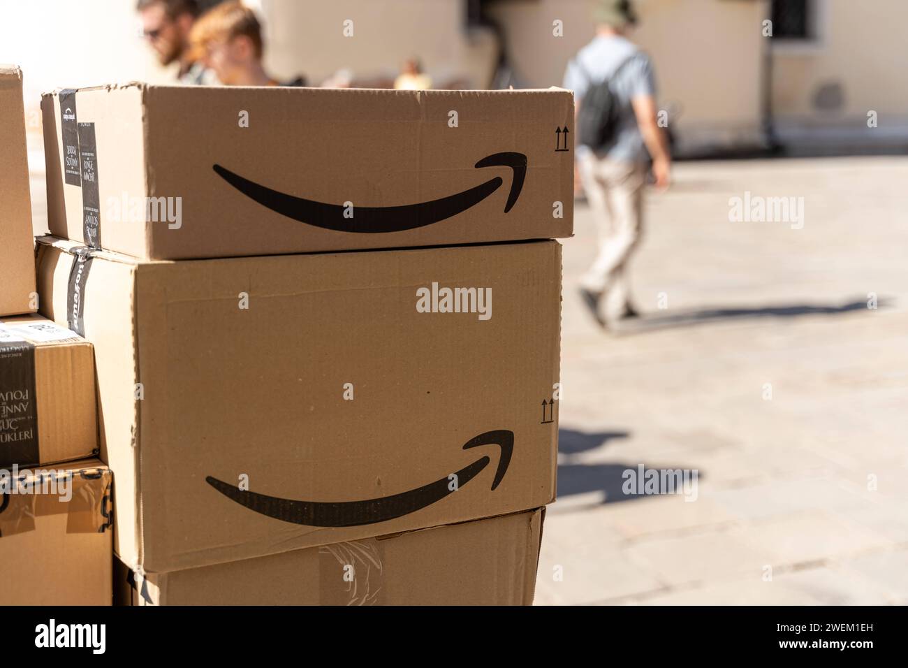 Venice, Italy - September 12, 2022: stacked parcels from a letter carrier in downtown Venice, Italy. Numerous Amazon parcels *** gestapelte Pakete von einem Postboten in Venedig, Italien in der Innenstadt. Zahlreiche Amazon Pakete Stock Photo