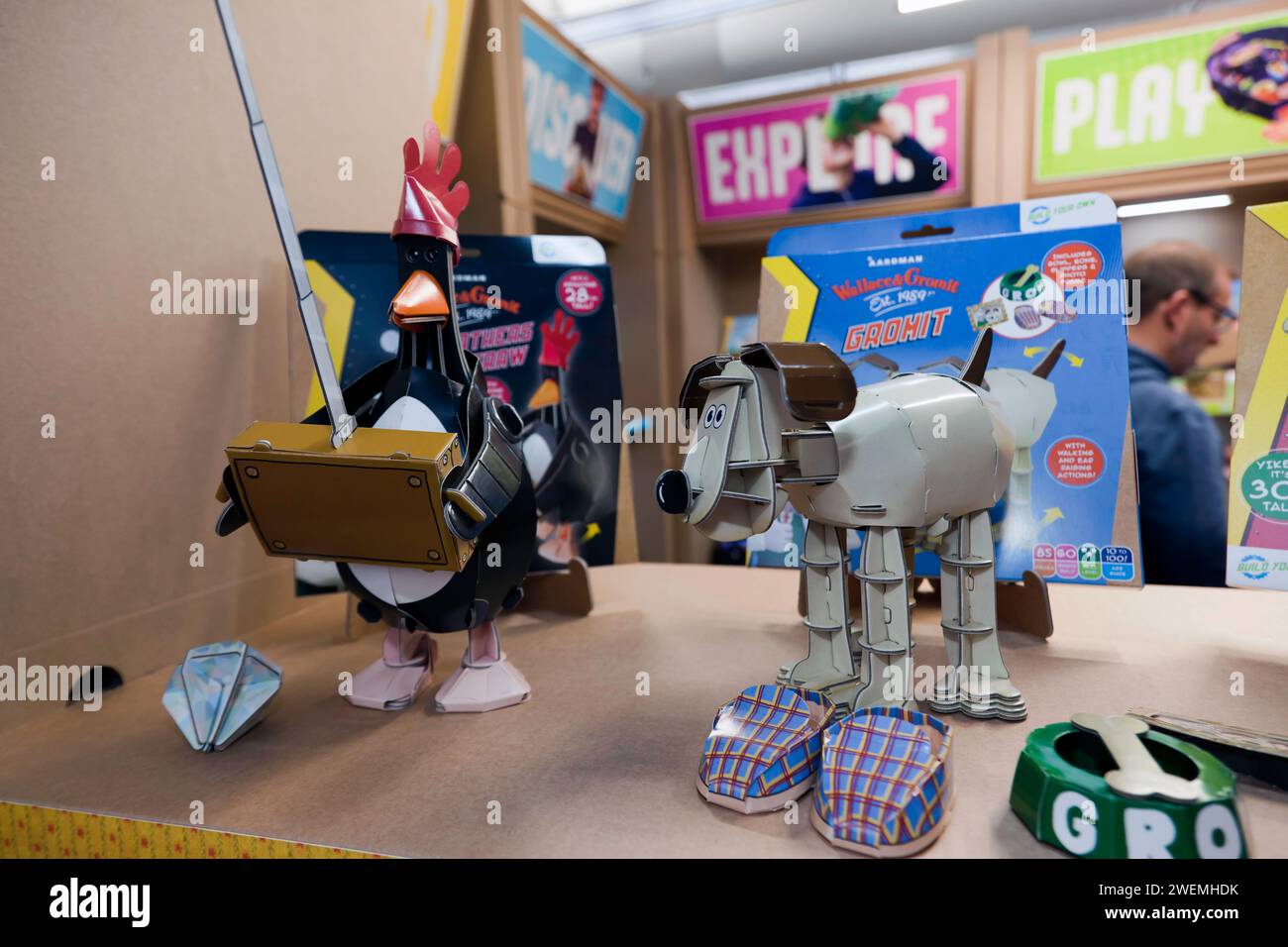 Feathers Magraw and Gromit,  from Wallace & Gromit, The Wrong Trousers,  Build Your Own Kits, on display at the 2024 Toy Fair, Olympia Stock Photo
