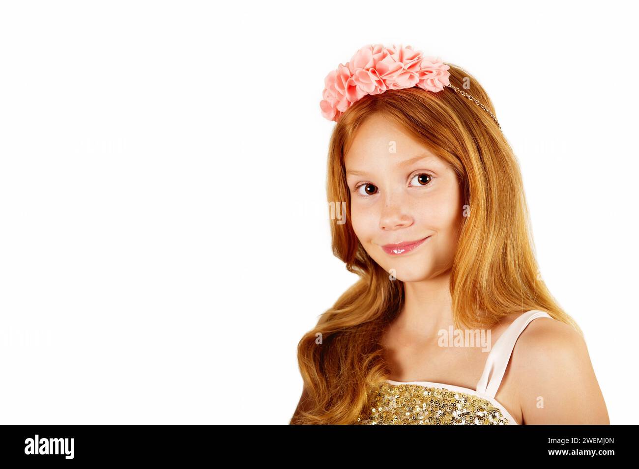 Laughing 9 year old girl hi-res stock photography and images - Alamy