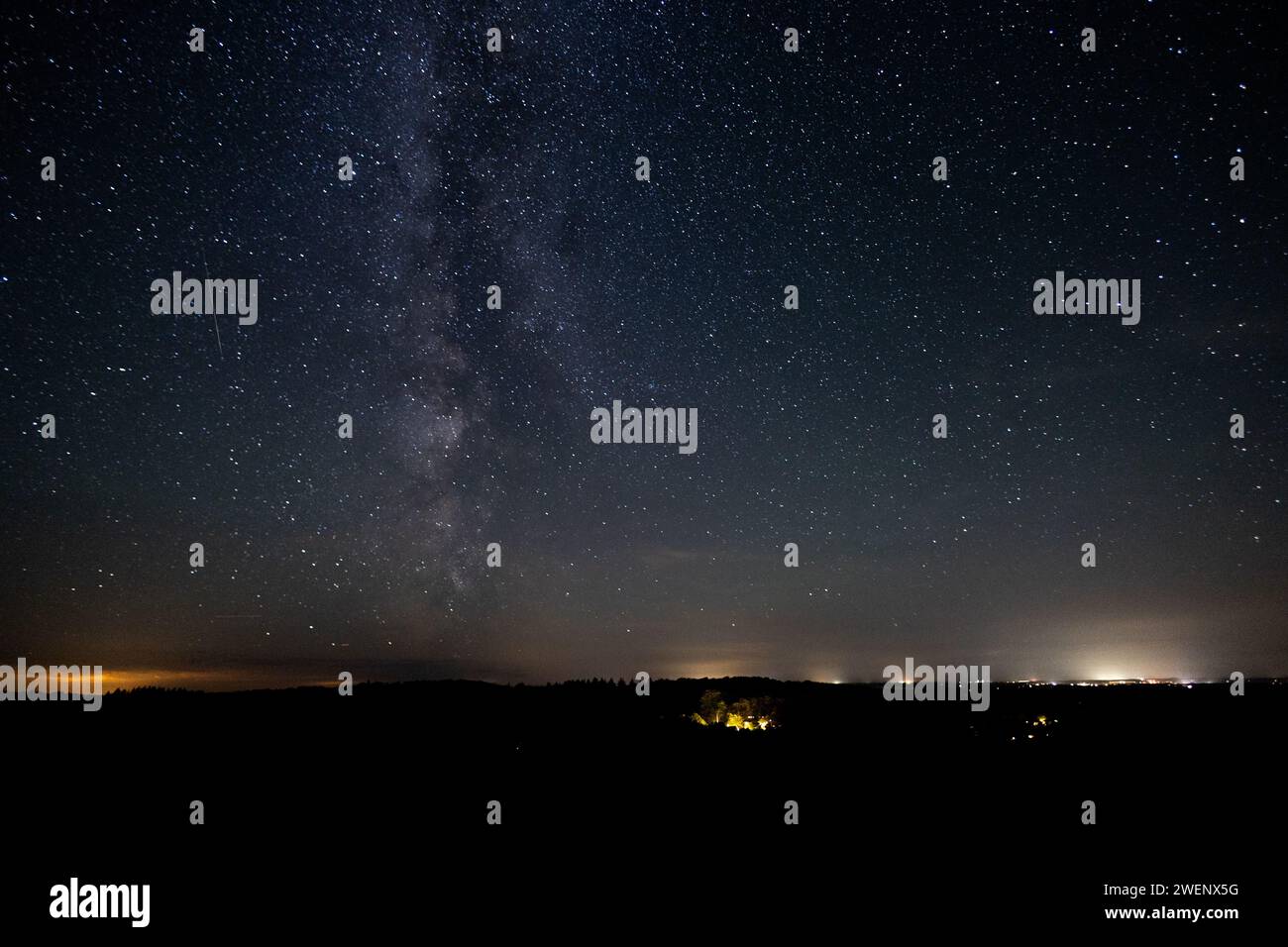 Milky way view hi-res stock photography and images - Alamy