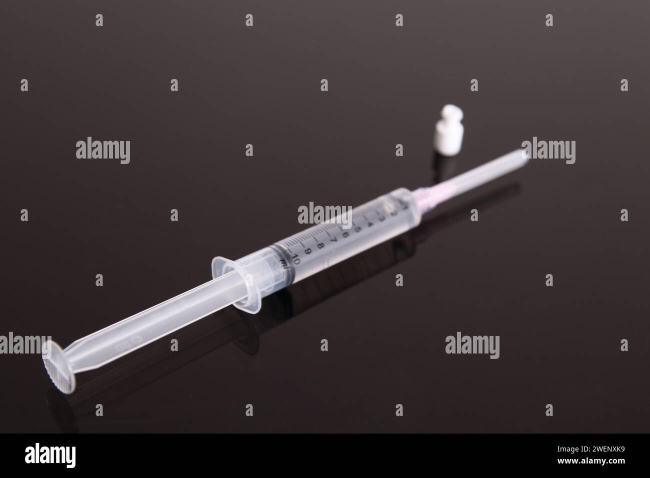 Spore Injection Spore injection hi-res stock photography and images - Alamy