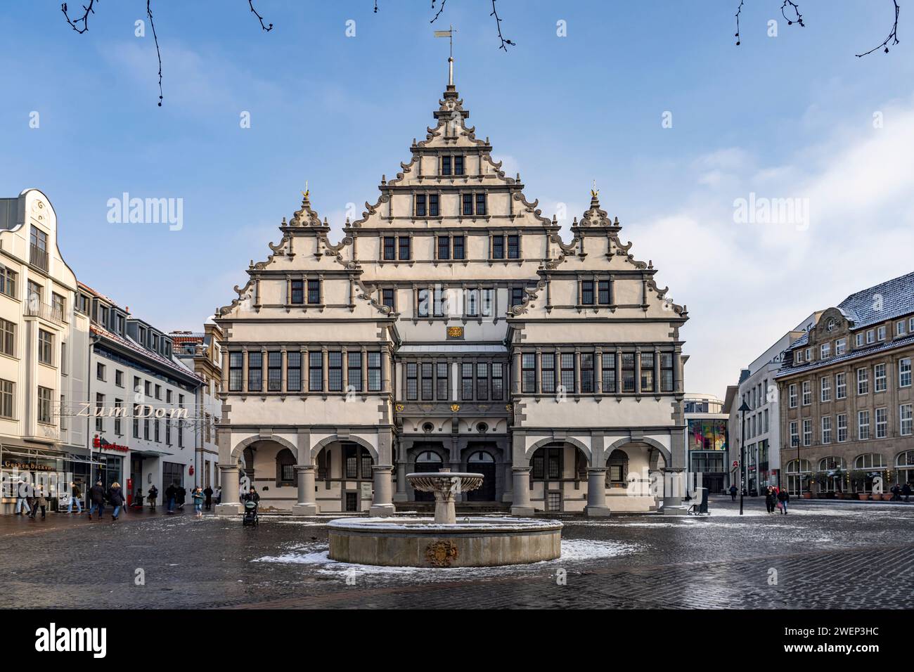 Das Rathaus in Paderborn, Nordrhein-Westfalen, Deutschland, Europa |  Paderborn Town hall, North Rhine-Westphalia, Germany, Europe Stock Photo