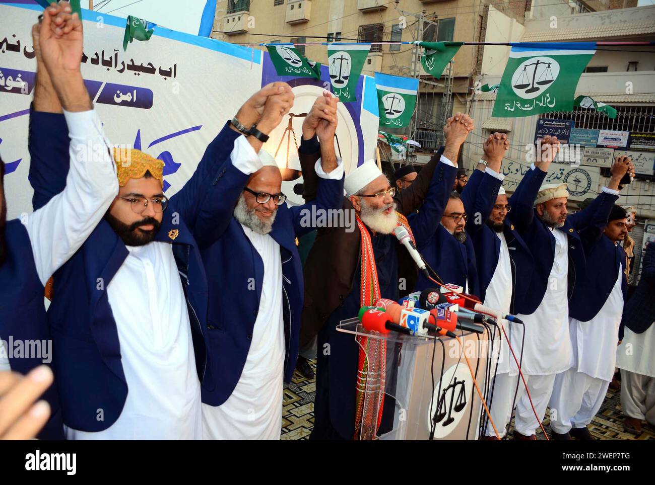 Jamat e Islami JI Chief Siraj ul Haq Along With Candidates For jamat-e-islami-ji-chief-siraj-ul-haq-along-with-candidates-for
