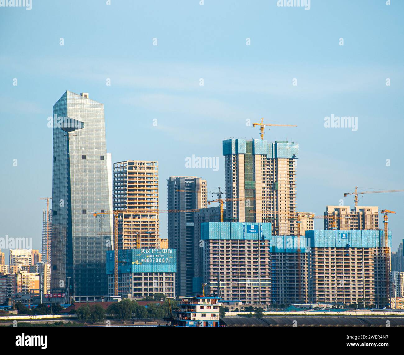 Cityscape development hi-res stock photography and images - Alamy