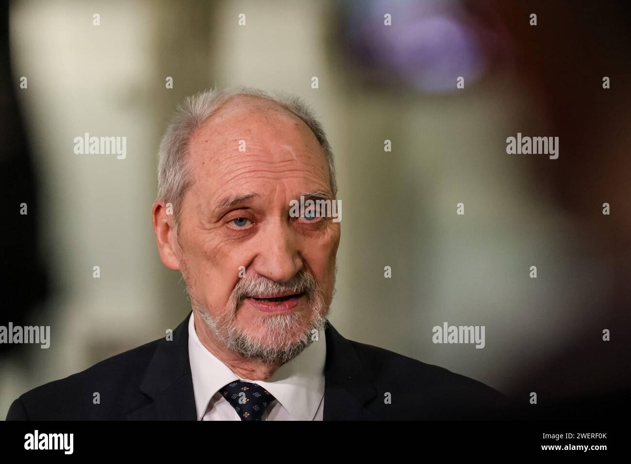 Warsaw, Poland, January 26, 2024. Antoni Macierewicz, former Minister of Defence of Poland talks to press during the 4th session of Polish Parliament that takes place amid chaos created by legal disagreement with the previous government. Current government took over the power in Poland on December 13 2023, taking over from the Law and Justice far-right political party, which has ruled for 8 years. Both sides accuse each other of unconstitutional acts, and two de facto legal systems are present in the country. Credit: Dominika Zarzycka/ Alamy Live News Stock Photo