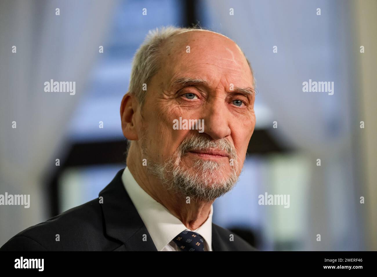 Warsaw, Poland, January 26, 2024. Antoni Macierewicz, former Minister of Defence of Poland talks to press during the 4th session of Polish Parliament that takes place amid chaos created by legal disagreement with the previous government. Current government took over the power in Poland on December 13 2023, taking over from the Law and Justice far-right political party, which has ruled for 8 years. Both sides accuse each other of unconstitutional acts, and two de facto legal systems are present in the country. Credit: Dominika Zarzycka/ Alamy Live News Stock Photo