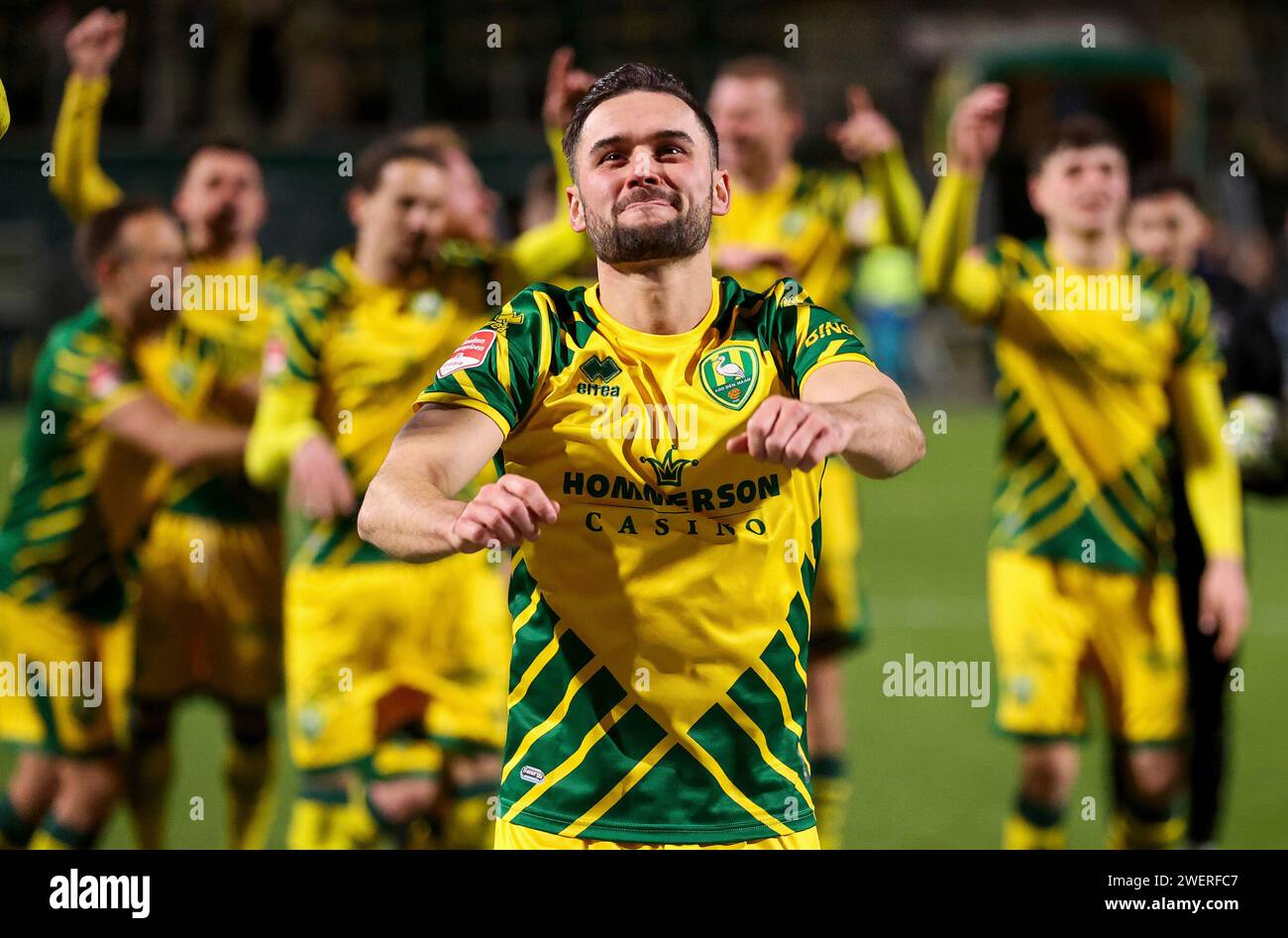 Den Haag, The Netherlands. 26th Jan, 2024. DEN HAAG, THE NETHERLANDS - JANUARY 26: Alex Schalk of ADO Den Haag celebrating the win of the match during the Dutch Keuken Kampioen Divisie match between ADO Den Haag and FC Emmen at Bingoal Stadion on January 26, 2024 in Den Haag, The Netherlands. (Photo by Hans van der Valk/Orange Pictures) Credit: dpa/Alamy Live News Stock Photo