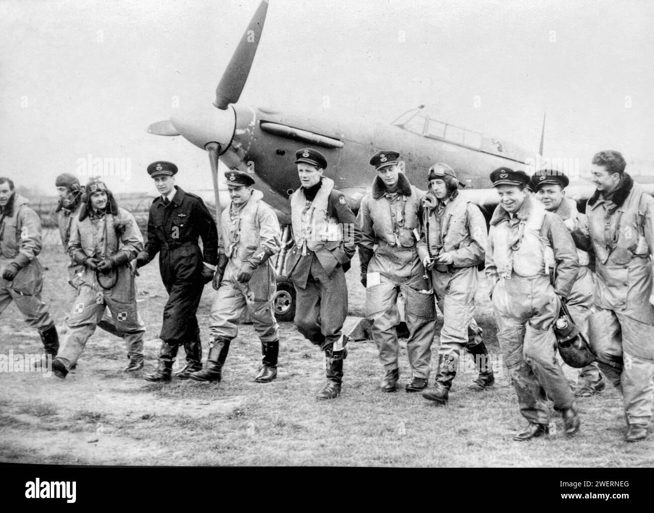EAGLE SQUADRONS  American volunteer pilots for the RAF  in front of a Hurricane in  September 1940, probably at RAF Kirton-in-Lindsey. Stock Photo