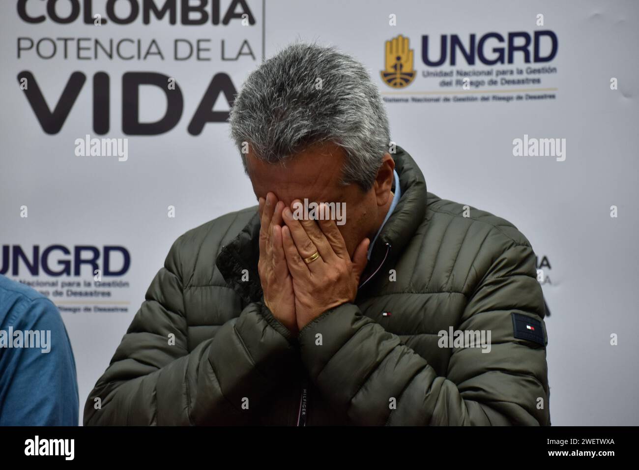 Bogota, Colombia. 26th Jan, 2024. Colombia's minister of the interior Luis Fernando Velasco during a press conference held by the ministers of Ambient, Interior and Defense in Bogota, Colombia as a response to the forest fires presented on previous days, on January, 26, 2024. Photo by: Cristian Bayona/Long Visual Press Credit: Long Visual Press/Alamy Live News Stock Photo