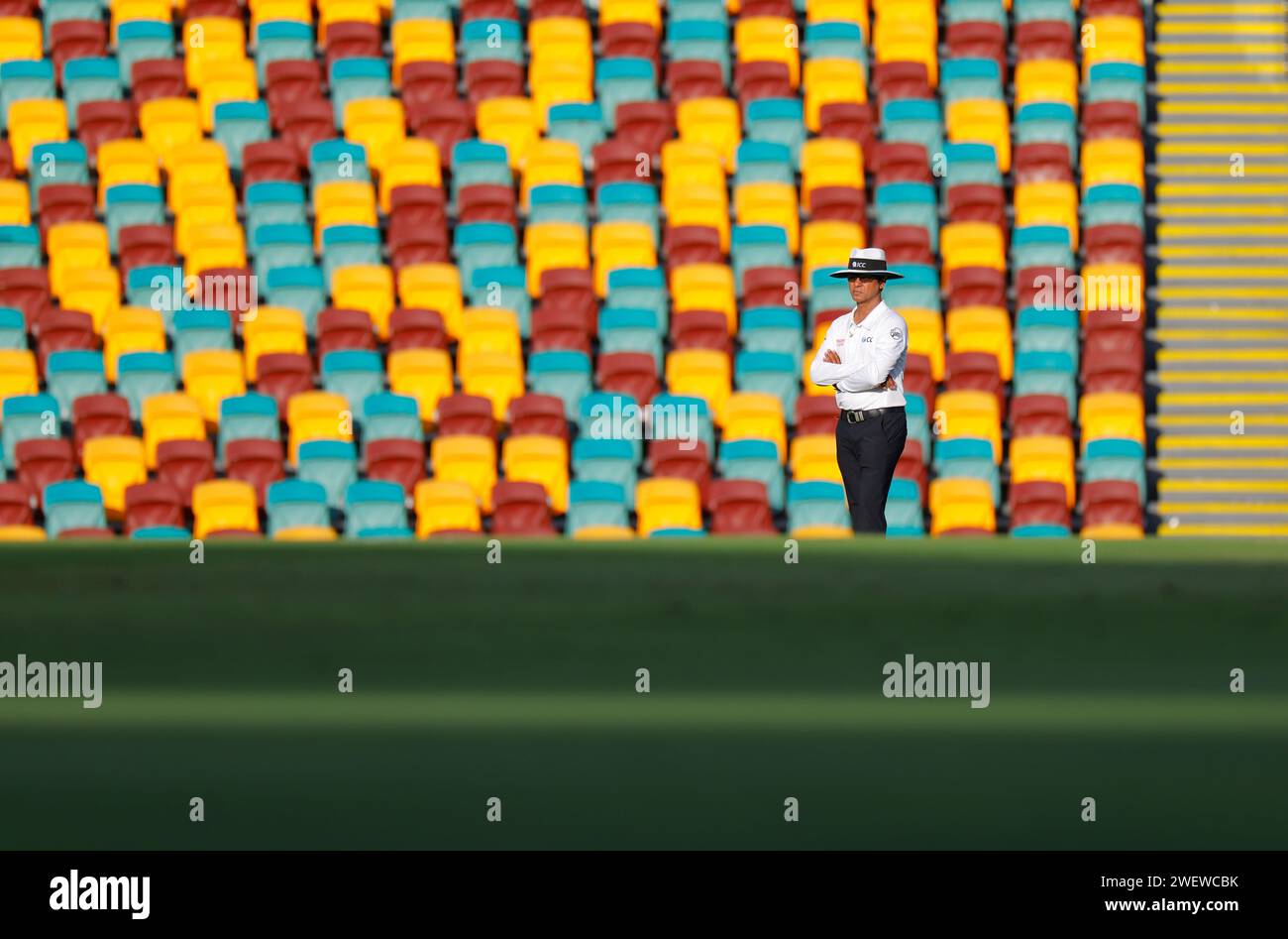 Brisbane, Australia. 27th Jan 2025. Umpire Sharfuddoula Saikat during
