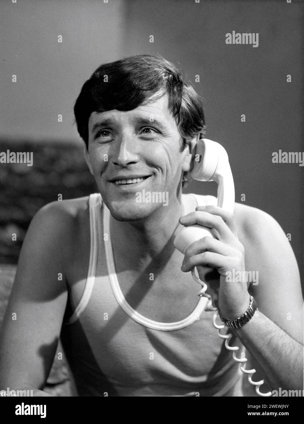 TOM BELL in HE WHO RIDES A TIGER 1965 director CHARLES CRICHTON writer Trevor Peacock David Newman Productions / British Lion Film Corporation Stock Photo