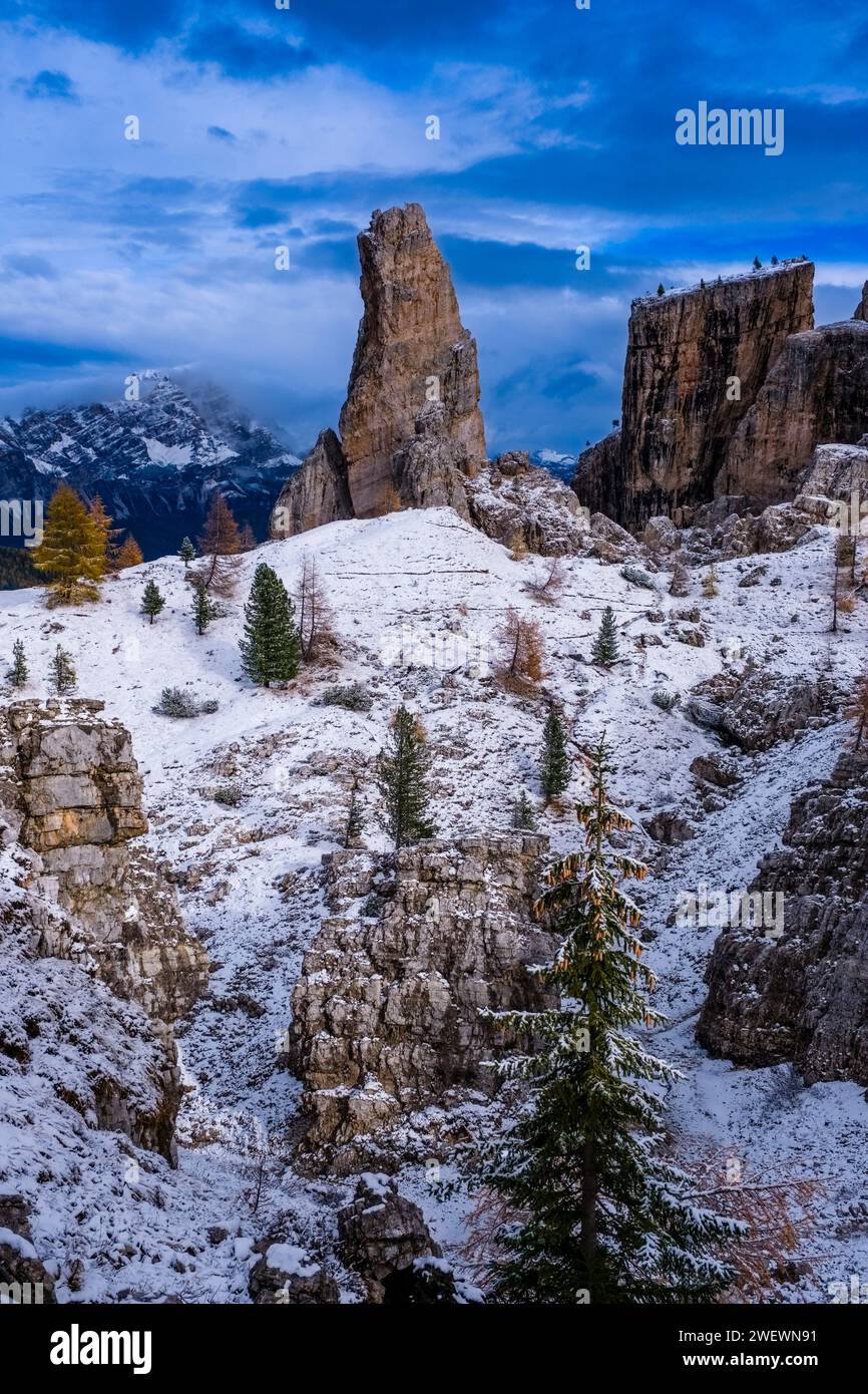 Torre Inglese, one of the summits of the rock formation Cinque Torri in winter. Stock Photo