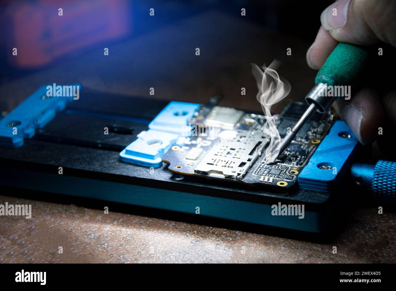 Smartphone Repair in DURHAM | uBreakiFix - Phone and Computer Repair ...