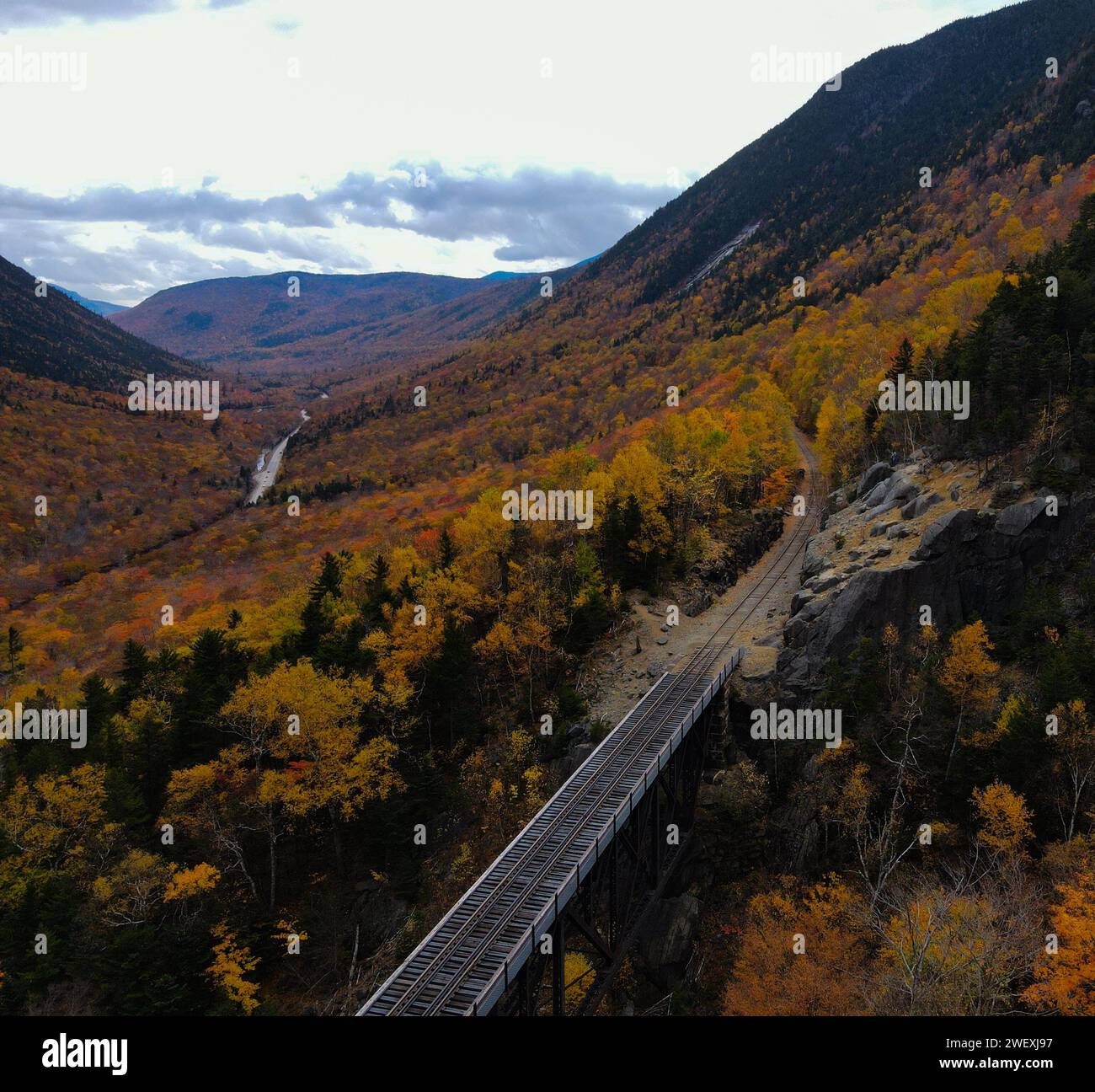 Mount willard new hampshire winter hi-res stock photography and images ...