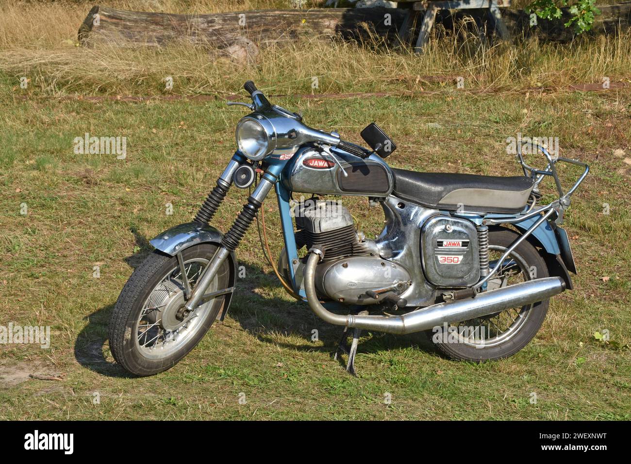 2 stroke engine hi res stock photography and images Page 2 Alamy