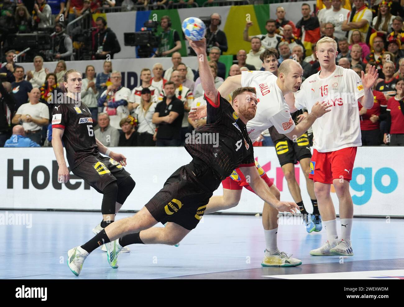 Cologne, Germany. 26th Jan, 2024. © Laurent Lairys/MAXPPP - Cologne 26/01/2024 Johannes Golla of Germany during the Men's EHF Euro 2024, Semi Finals handball match between Germany and Denmark on January 26, 2024 at Lanxess-Arena in Cologne, Germany - Photo Laurent Lairys/MAXPPP Credit: MAXPPP/Alamy Live News Stock Photo