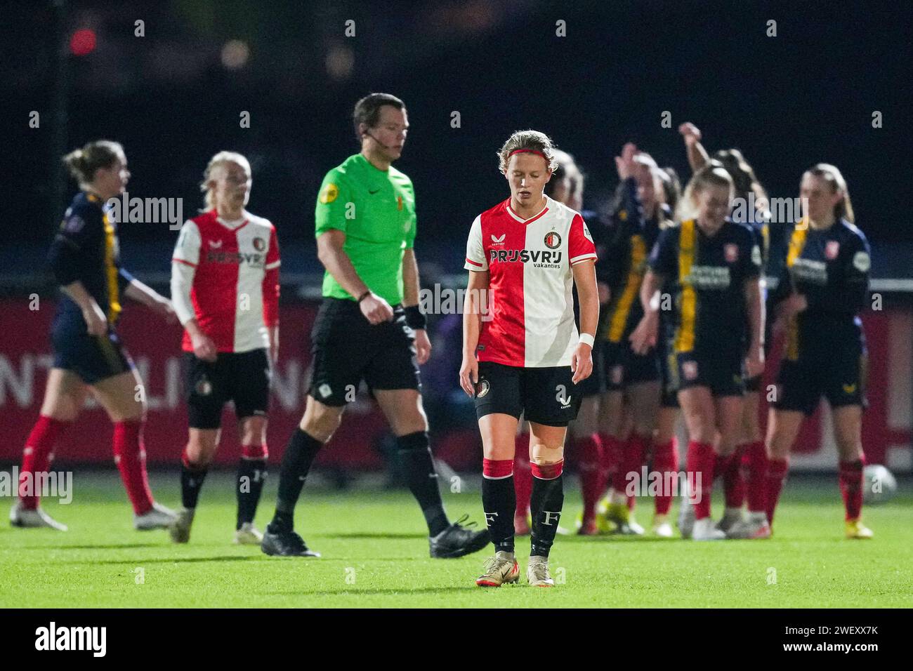 Rotterdam, Netherlands. 27th Jan, 2024. Rotterdam - Sanne Koopman of Feyenoord V1 reacts to the 0-3 during the match between Feyenoord V1 v FC Twente V1 at Nieuw Varkenoord on 27 January 2024 in Rotterdam, Netherlands. Credit: box to box pictures/Alamy Live News Stock Photo