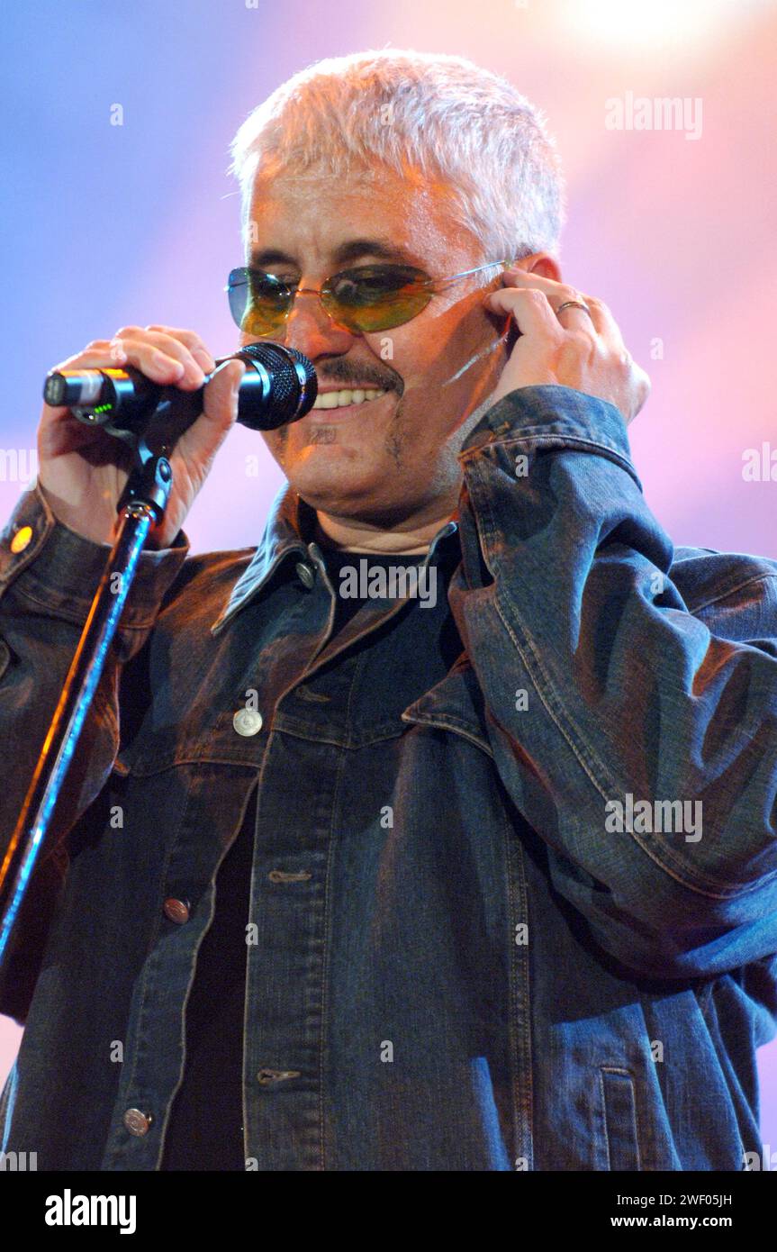 Napoli Italy 2006-06-01 : Pino Daniele in concert during the musical event 'Festivalbar 2007' Stock Photo