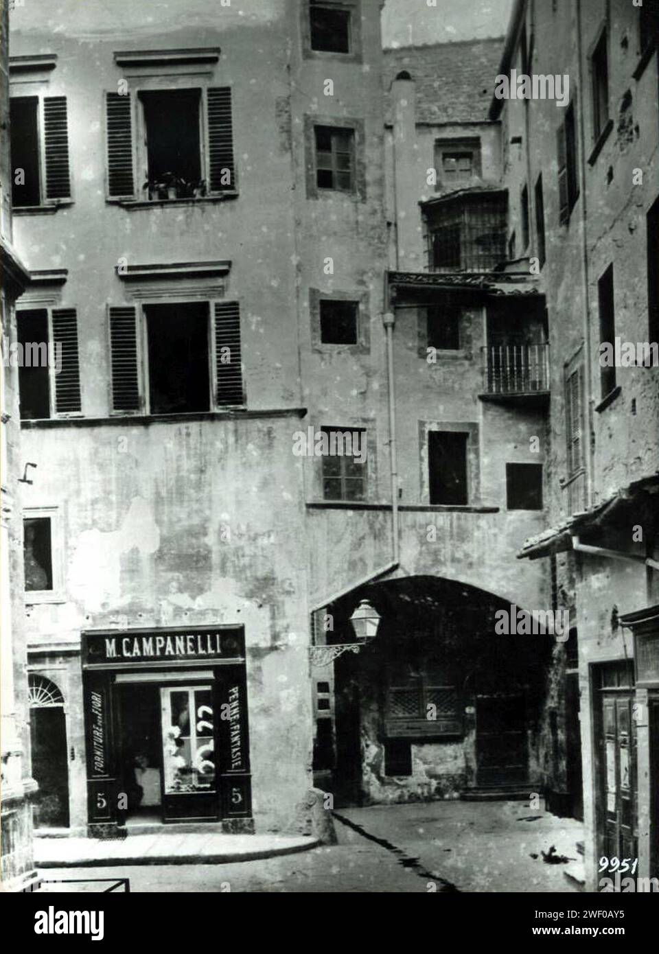 Anonimo, Via di Or San Michele (ora Via de' Lamberti) con lo Sdrucciolo de' Cavalcanti, 1880s. Stock Photo