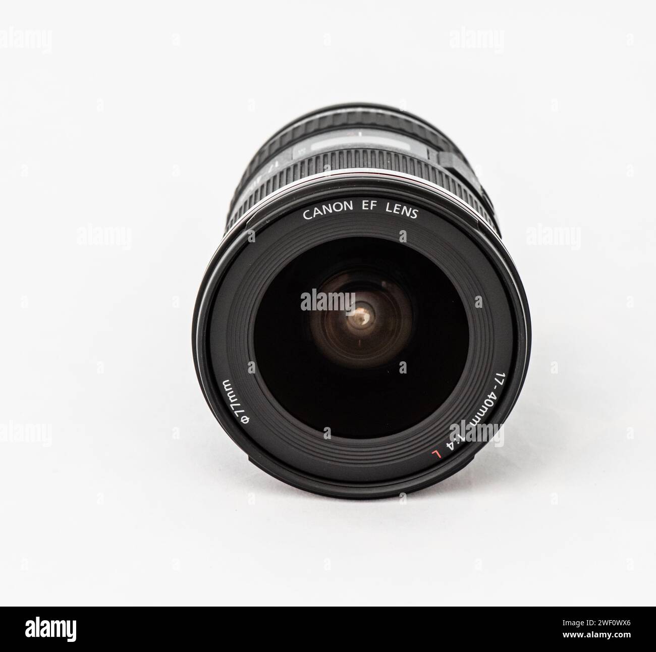 Canon 17 40mm hi-res stock photography and images - Alamy Canon 17 40mm hi-res stock photography and images - Alamy