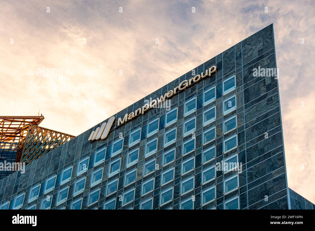 Manpower resources hi-res stock photography and images - Alamy
