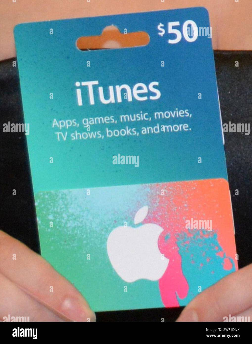 Itunes gift card hi-res stock photography and images - Alamy
