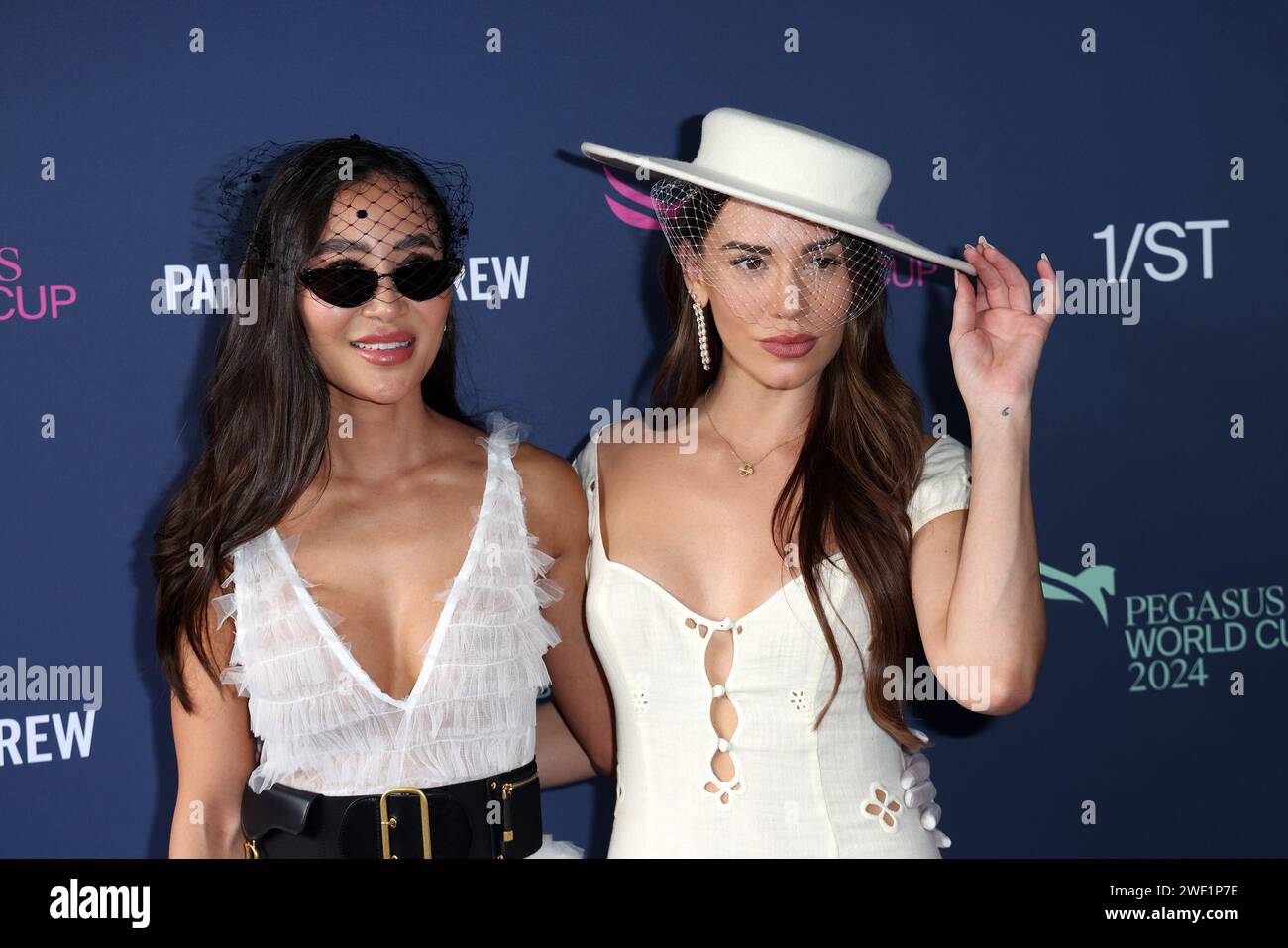 Christa allen hi-res stock photography and images - Page 4 - Alamy, image size:1300x957