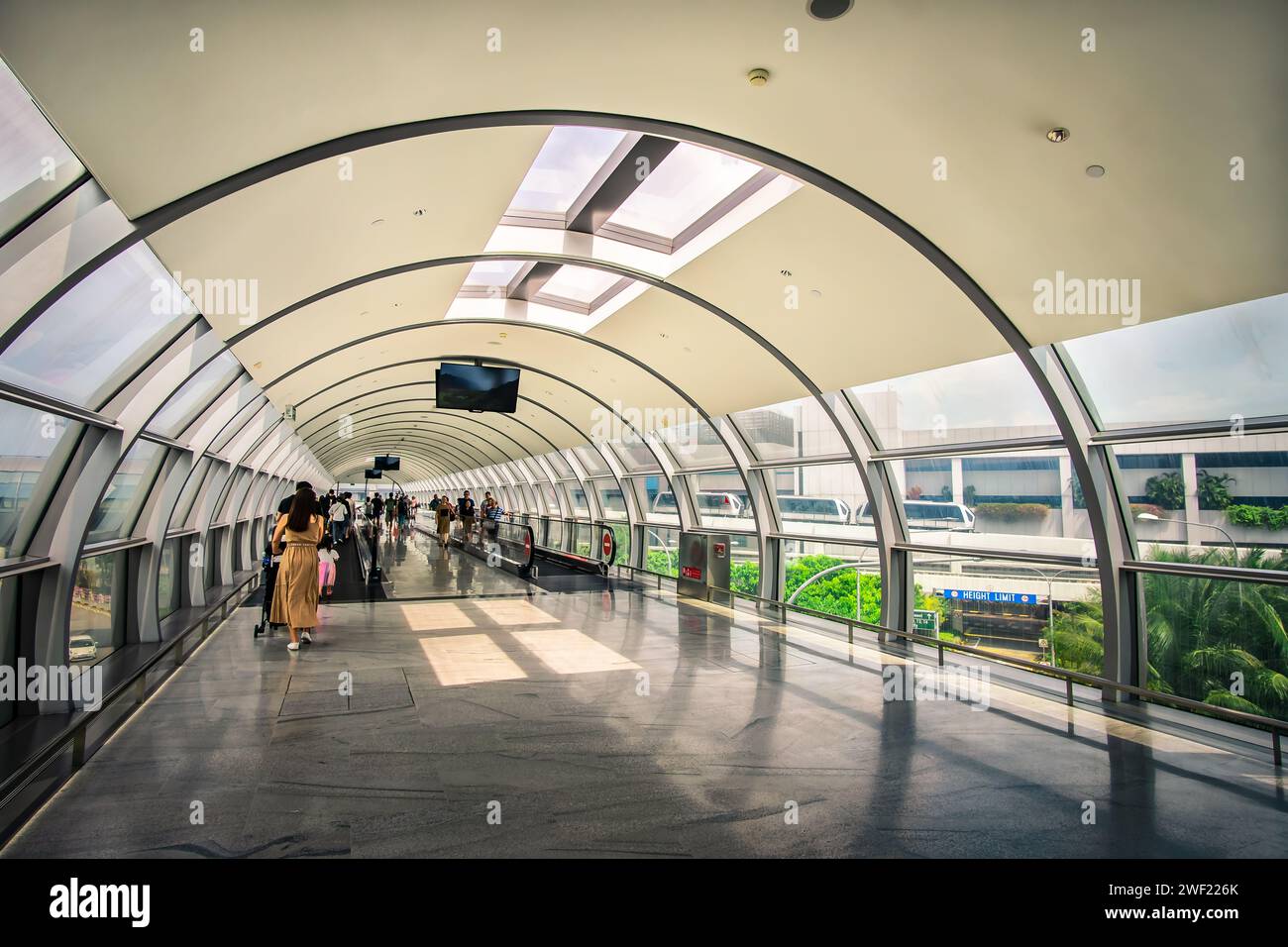 Link bridge connecting Terminal 2 to Jewel in Changi Airport, Singapore. Stock Photo