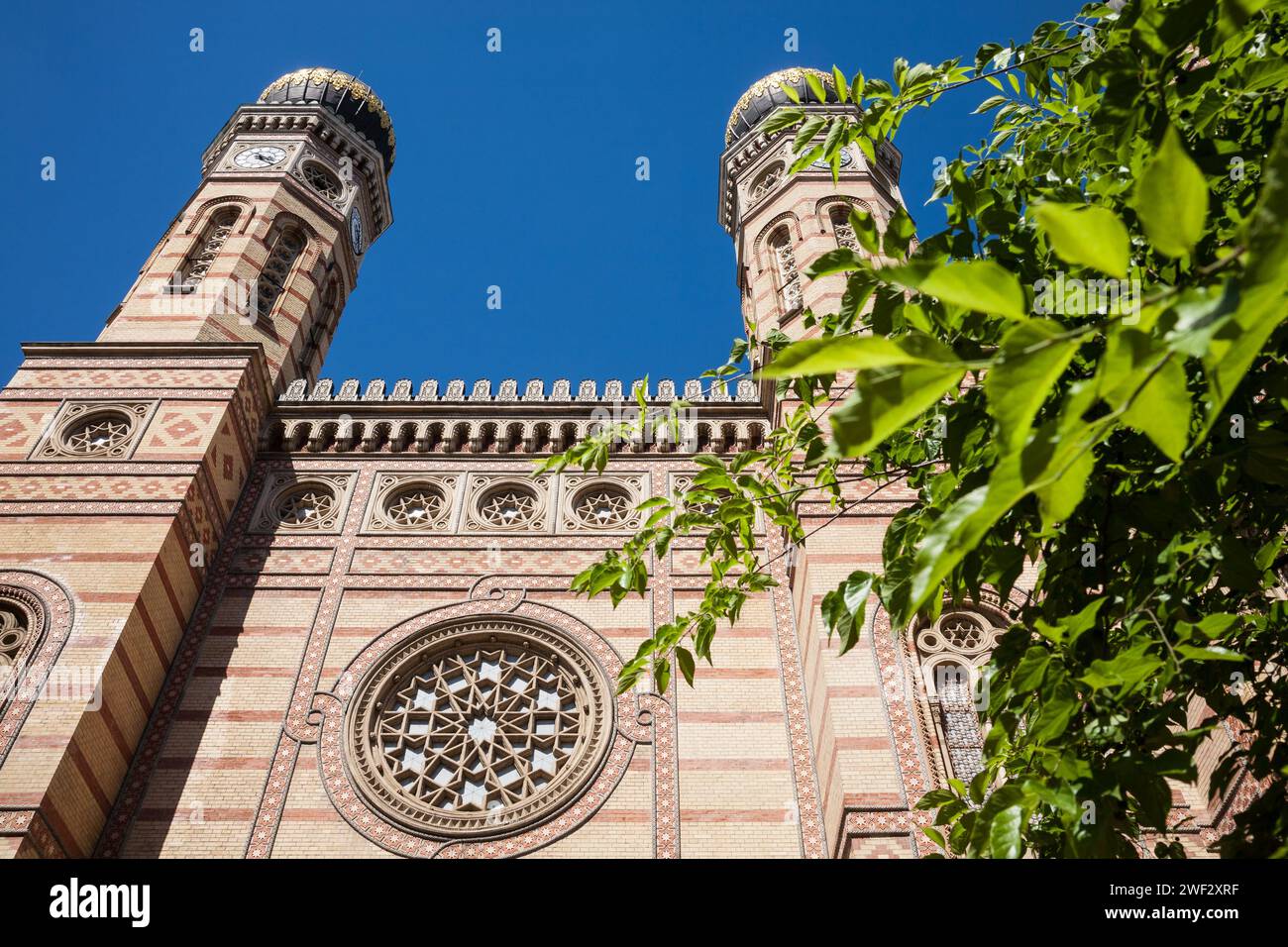 The Great Synagogue or Dohany Street Synagogue, one of the biggest ...