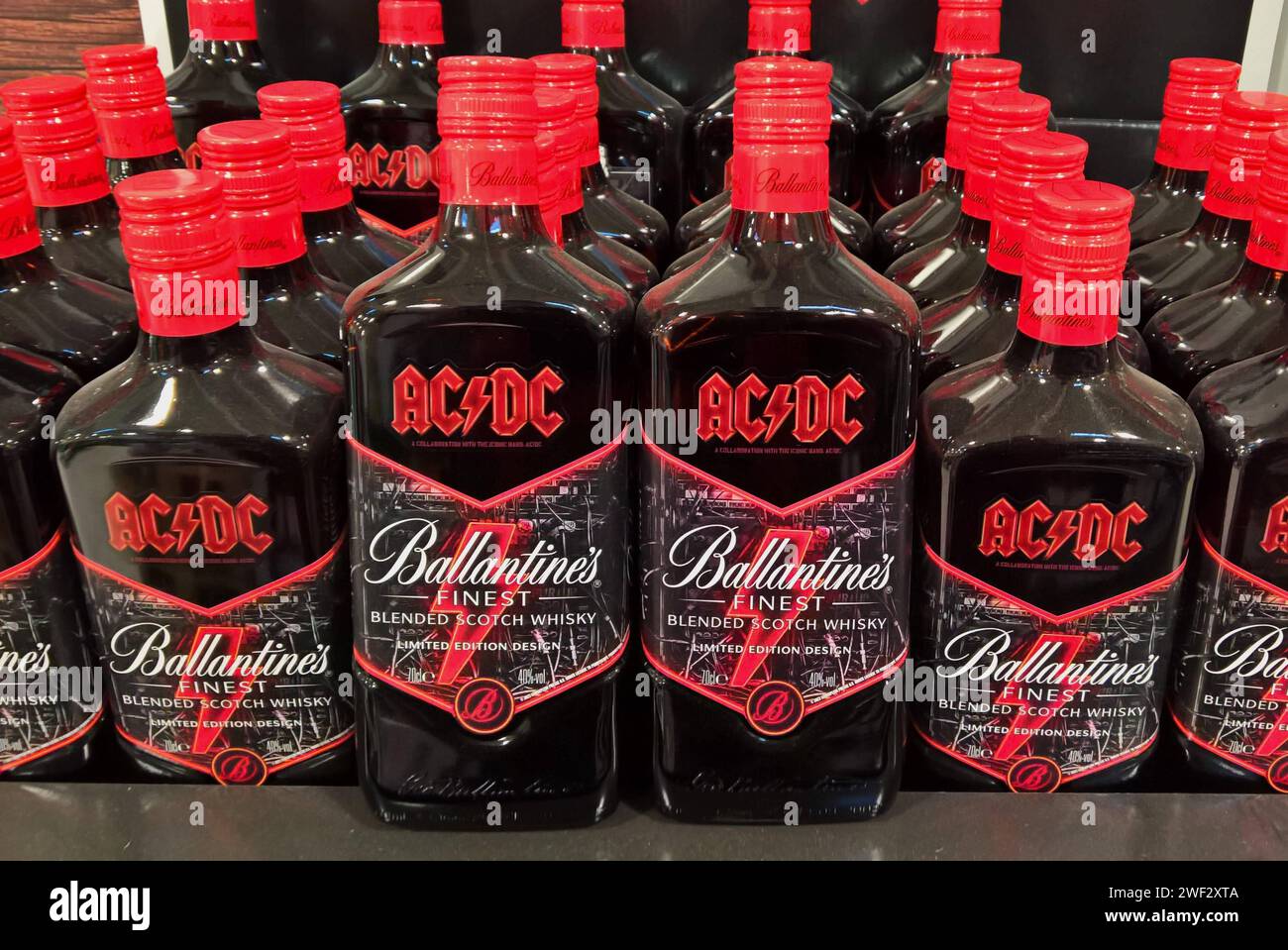 Limited edition whisky hi-res stock photography and images - Alamy