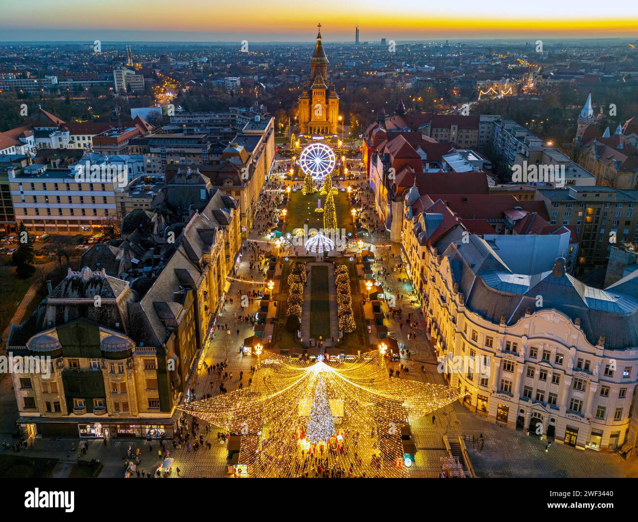 Aerial view of Timisoara’s lights and decorations for the Christmas Market. Photo taken on 16th of December 2023 in Timisoara, Timis county, Romania. Stock Photo