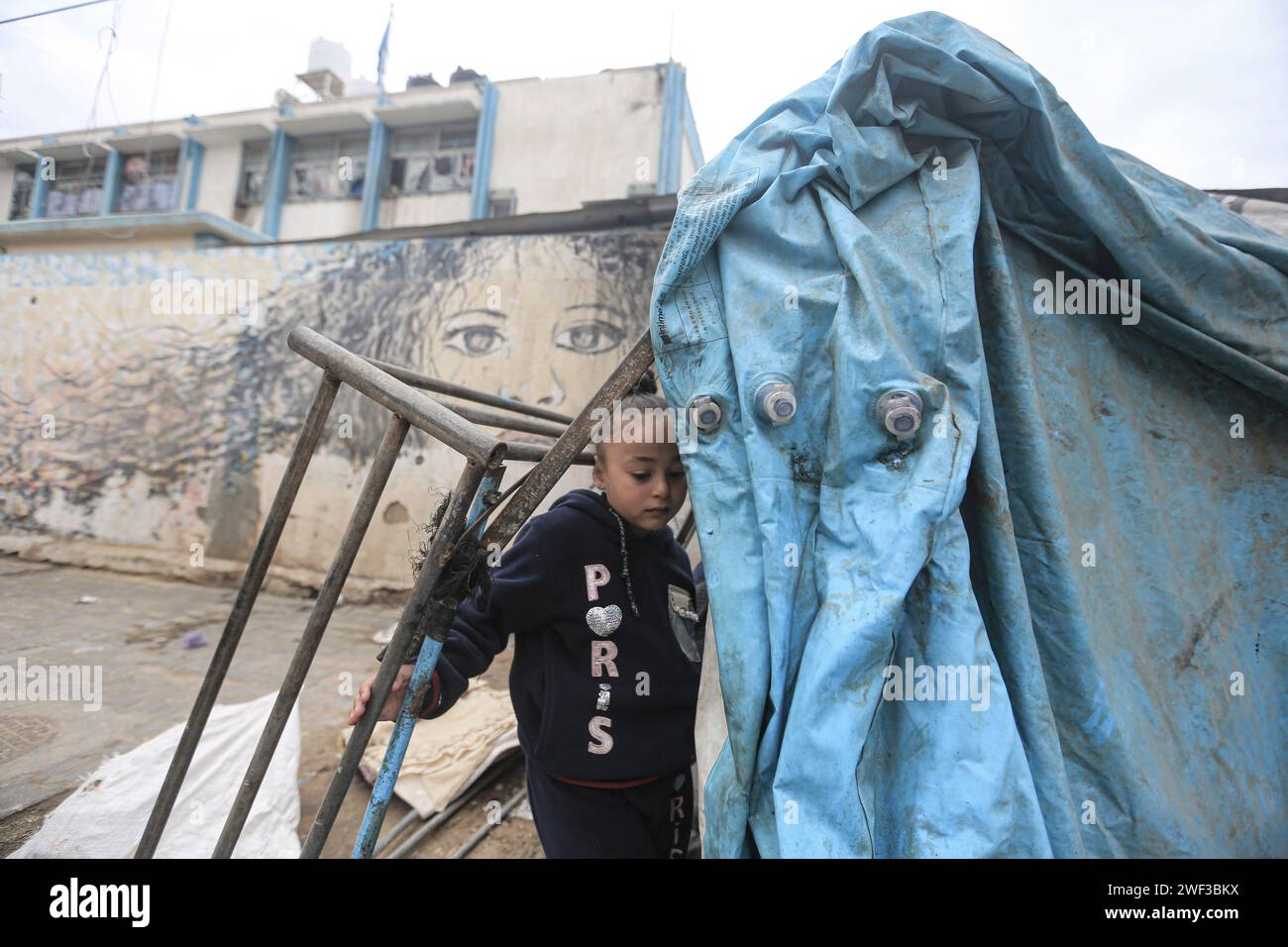28 January 2024, Palestinian Territories, Rafah: A displaced ...