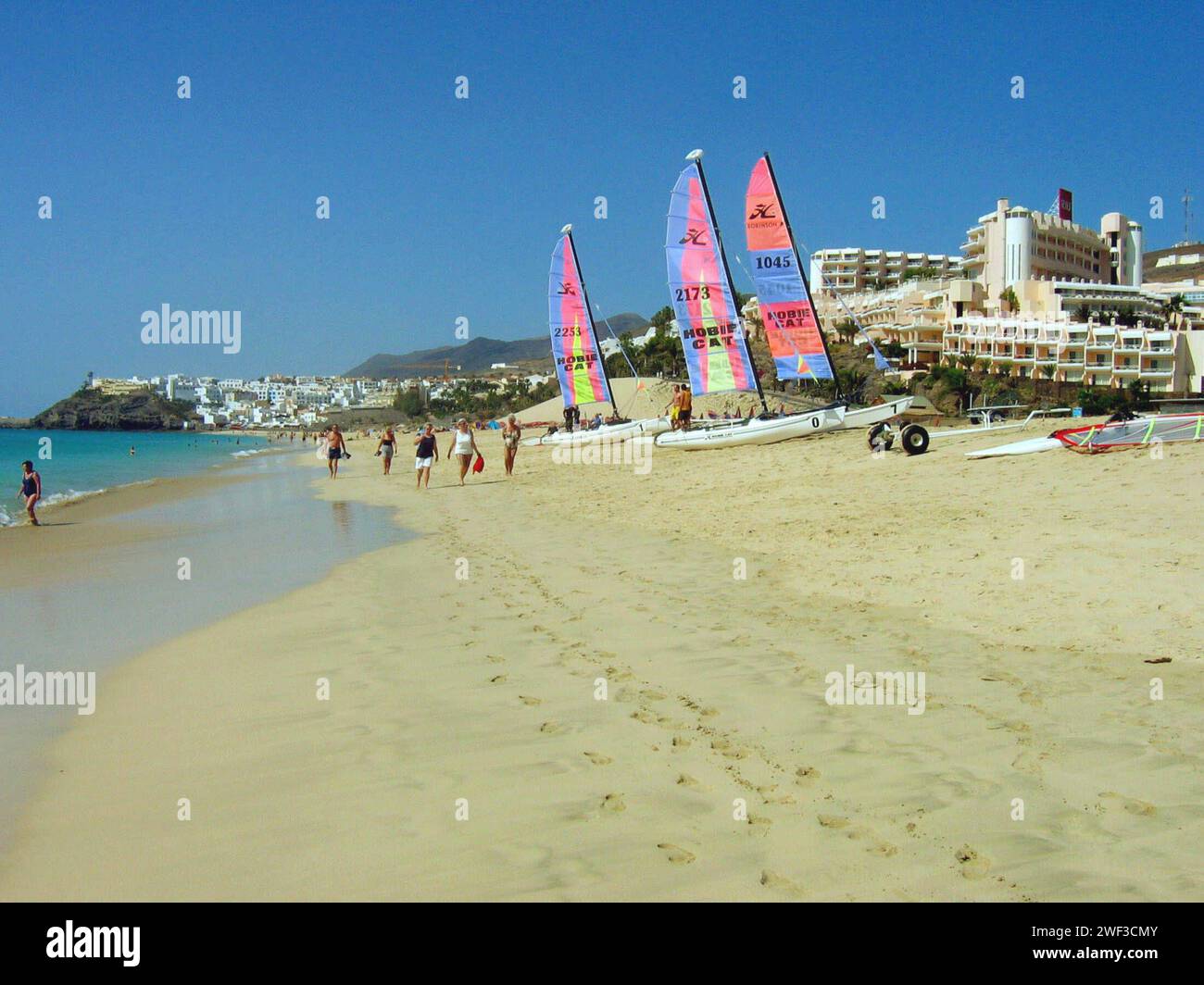 Right beach hotel hi-res stock photography and images - Page 4 - Alamy