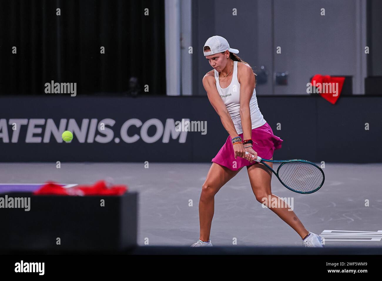 Linz, Upper Austria, Austria. 28th Jan, 2024. Emiliana Arango (COL) in action during the Upper Austria Ladies Linz - Womens Tennis, WTA500 (Credit Image: © Mathias Schulz/ZUMA Press Wire) EDITORIAL USAGE ONLY! Not for Commercial USAGE! Stock Photo