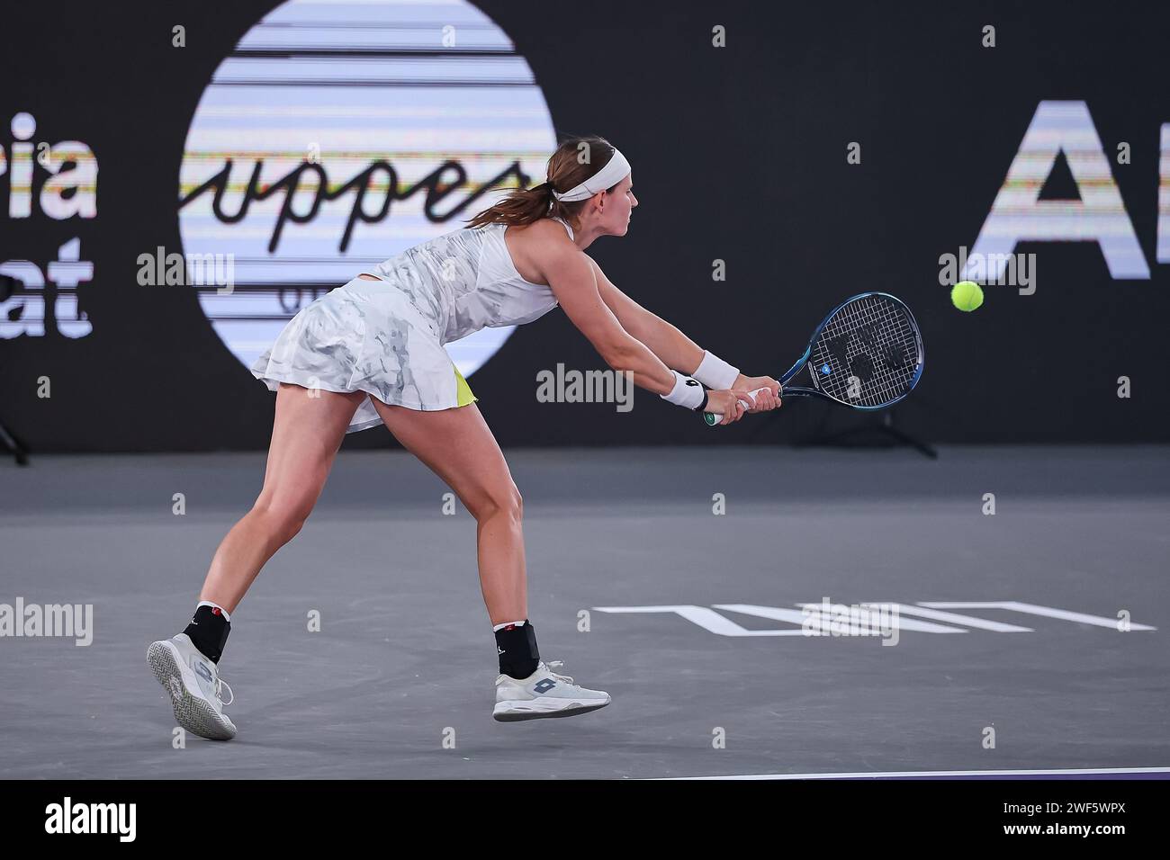 Linz, Upper Austria, Austria. 28th Jan, 2024. Greet Minnen (BEL) in action during the Upper Austria Ladies Linz - Womens Tennis, WTA500 (Credit Image: © Mathias Schulz/ZUMA Press Wire) EDITORIAL USAGE ONLY! Not for Commercial USAGE! Stock Photo