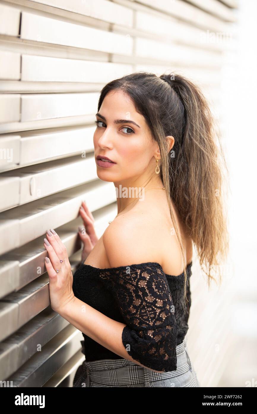 Beautiful hispanic latina woman 30s hi-res stock photography and images ...