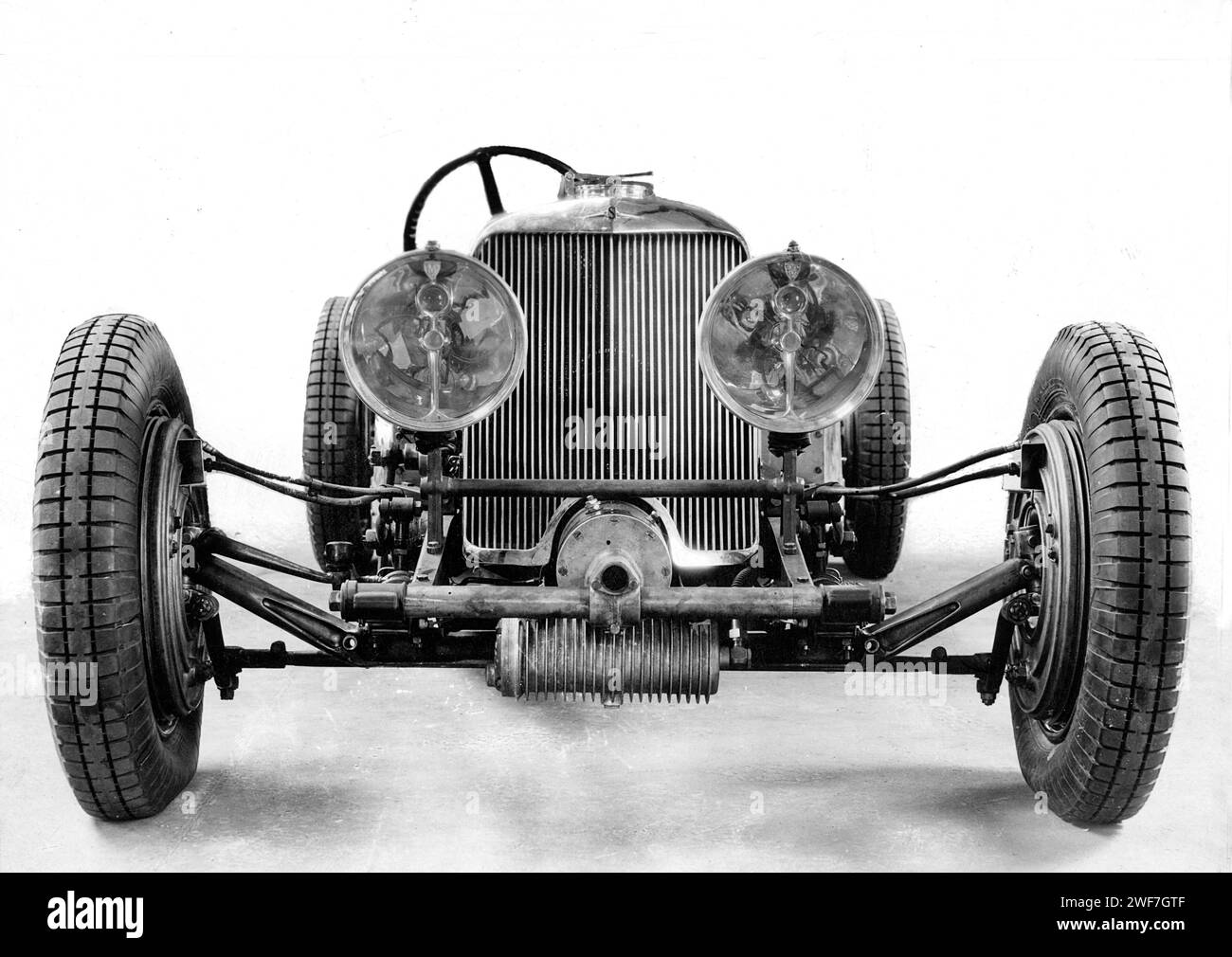 Chassis car hires stock photography and images Alamy