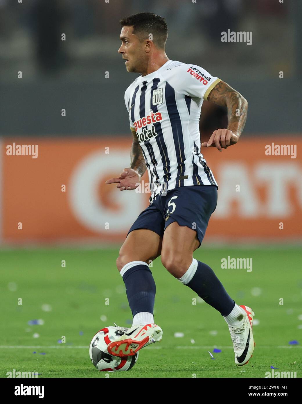 Adrian Arregui of Alianza Lima during the Liga 1 match between Alianza de Lima and Cesar Vallejo played at Nacional Stadium on January 28, 2024 in Lima, Peru. (Photo by Miguel Marrufo / PRESSINPHOTO) Stock Photo