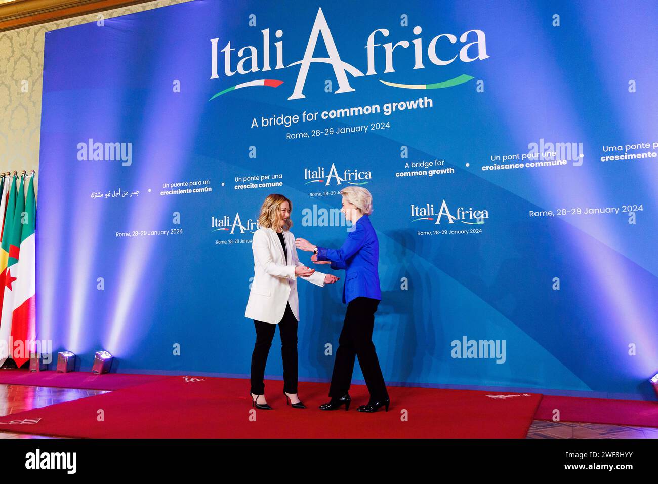 Ursula von der leyen giorgia meloni hi-res stock photography and images ...