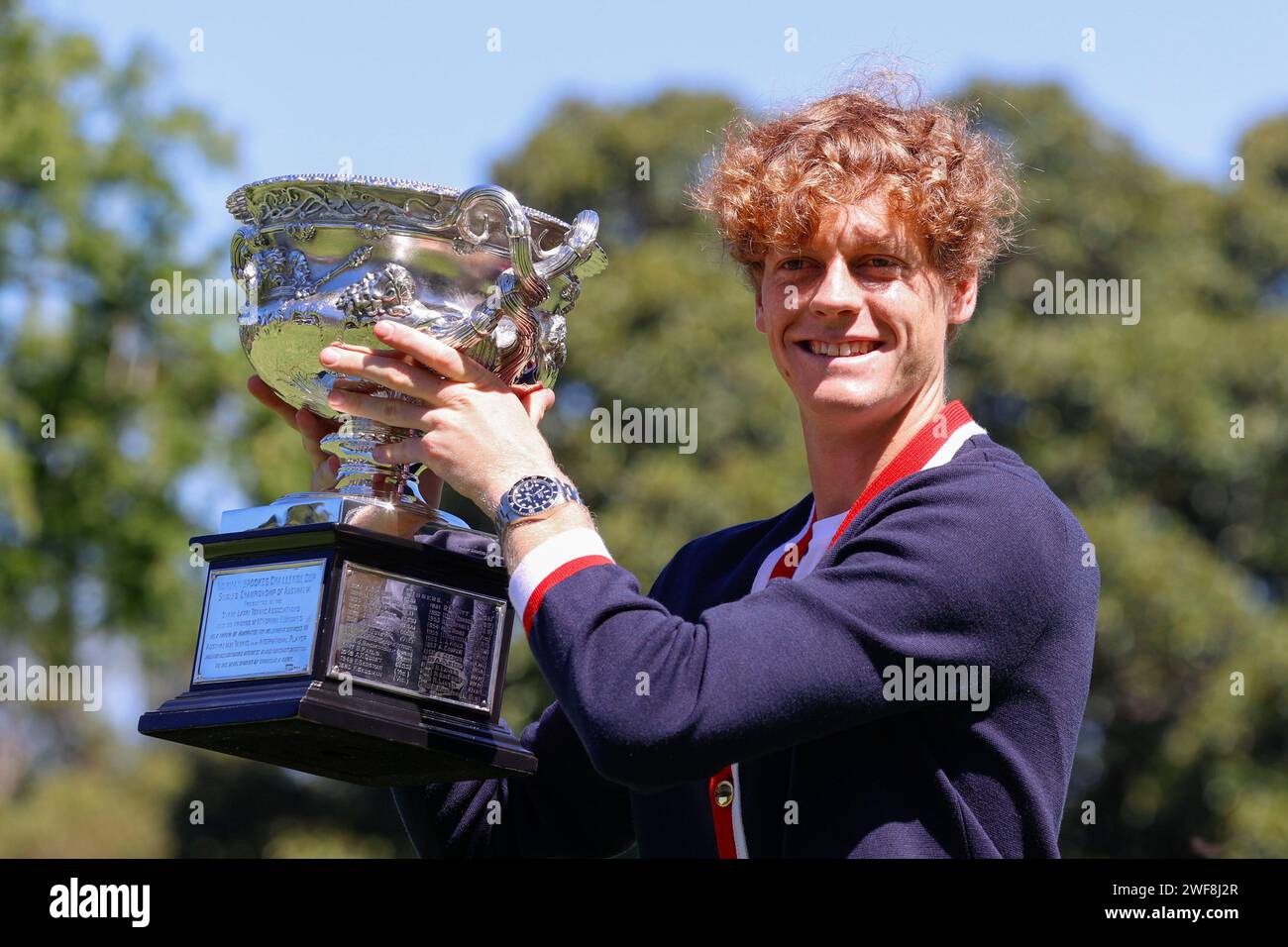 Melbourne, Victoria, Australia. 29th Jan, 2024. JANNIK SINNER of Italy poses with the Norman Brookes Challenge Cup after winning the 2024 Australian Open Final, at the Royal Botanic Gardens in Melbourne, Australia. (Credit Image: © Ciro De Luca/ZUMA Press Wire) EDITORIAL USAGE ONLY! Not for Commercial USAGE! Stock Photo