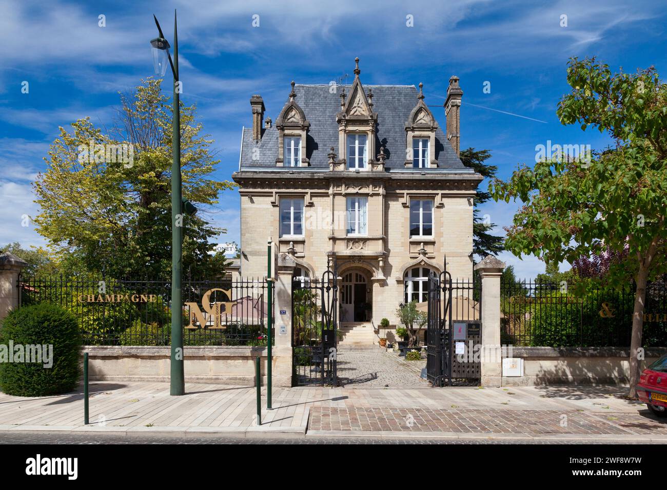 Avenue de champagne epernay hi-res stock photography and images - Alamy