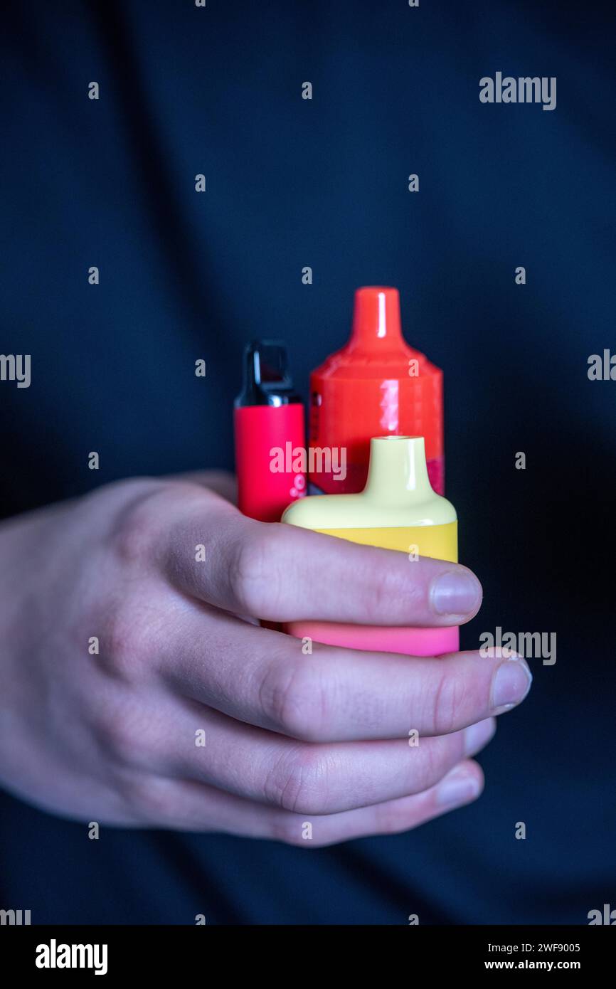 Uk To Ban Disposable Vapes E Cigarettes To Protect Children S Health