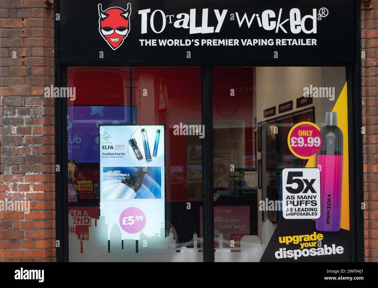 Maidenhead, UK. 29th January, 2024. A Totally Wicked vaping shop in Maidenhead, Berkshire. The Government has announced that disposable vapes are set to be banned across the UK as part of plans to tackle the rising number of young people taking up vaping. It is already illegal to sell any vape to anyone under 18, but disposable vapes that are often sold in smaller, more colourful packaging than refillable ones are a 'key driver behind the alarming rise in youth vaping', according to the Government. Discarded disposable vapes are also being littered across towns and the countryside. Credit: Mau Stock Photo