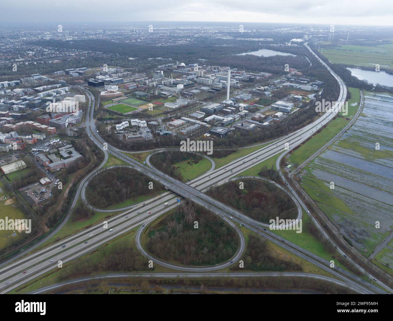 Birds eye aerial view bridge hi-res stock photography and images - Alamy