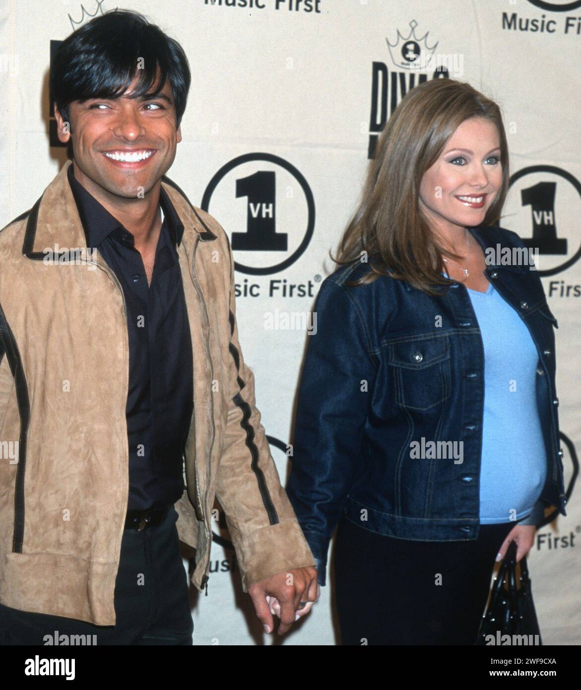 Kelly Ripa, Mark Consuelos, 2001. ph John Barrett/PHOTOlink/Courtesy