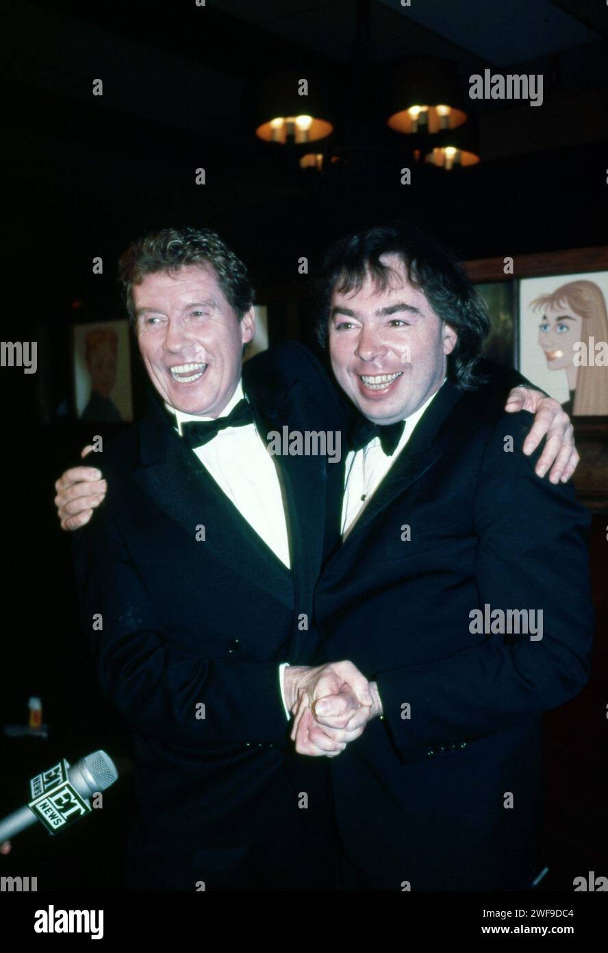 Michael Crawford and composer Andrew Lloyd Webber at the opening of Phantom of the Opera, at the Beekman Theatre in New York, Jan. 1988.  Photo: Oscar Abolafia/Everett Collection  (michaelcrawford002) Stock Photo