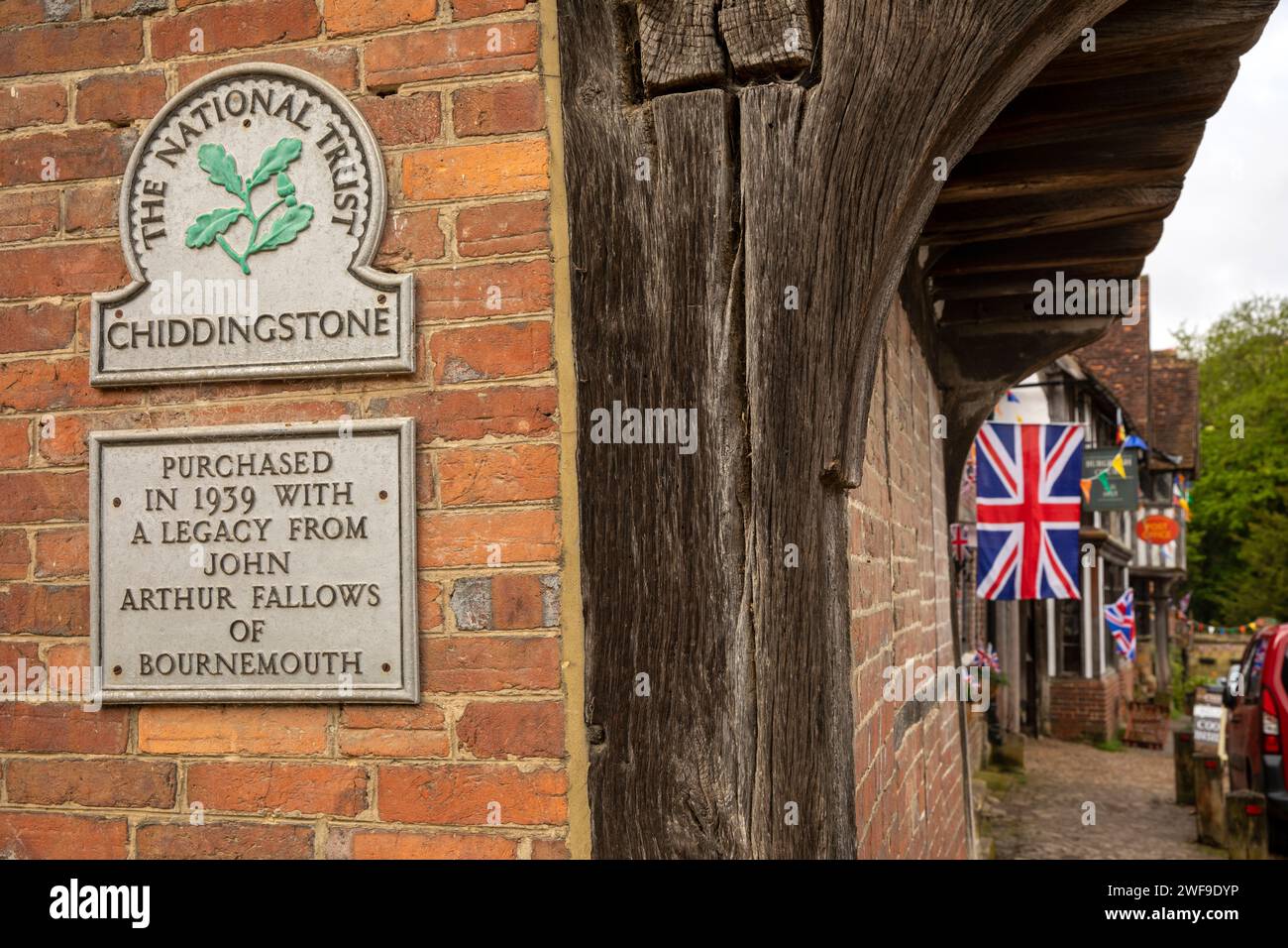 Chiddingstone village hi-res stock photography and images - Alamy